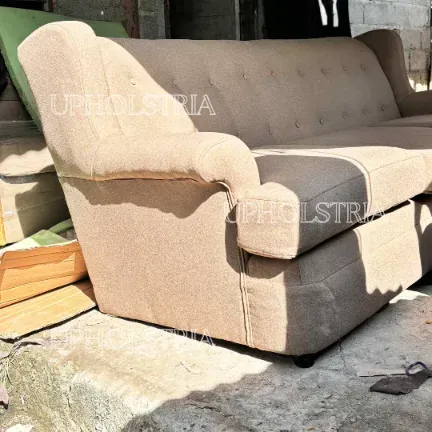 Brown Love Sofa (1 of 4)